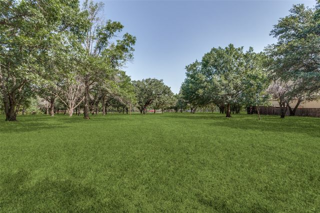 262 Turner Warnell Road, Mansfield, TX 76063