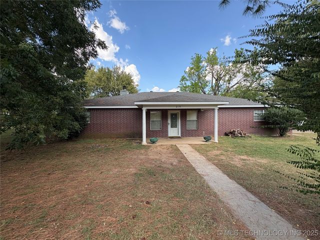 215 E Leecraft, Colbert, OK 74733