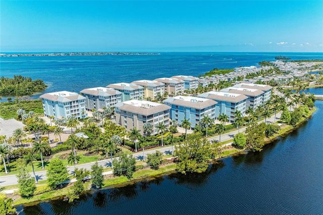 395 ARUBA CIRCLE 402, Bradenton, FL 34209
