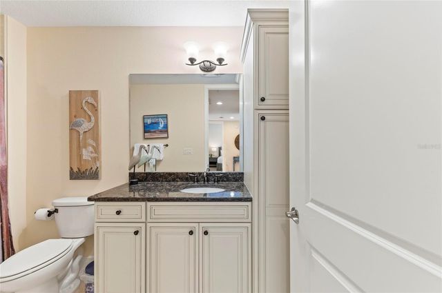 395 ARUBA CIRCLE 402, Bradenton, FL 34209