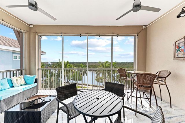 395 ARUBA CIRCLE 402, Bradenton, FL 34209