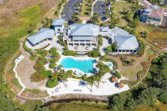 395 ARUBA CIRCLE 402, Bradenton, FL 34209