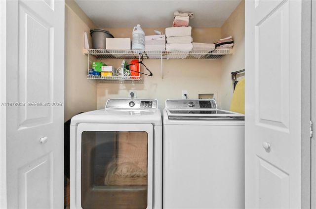 2662 NW 33rd St 2508, Oakland Park, FL 33309