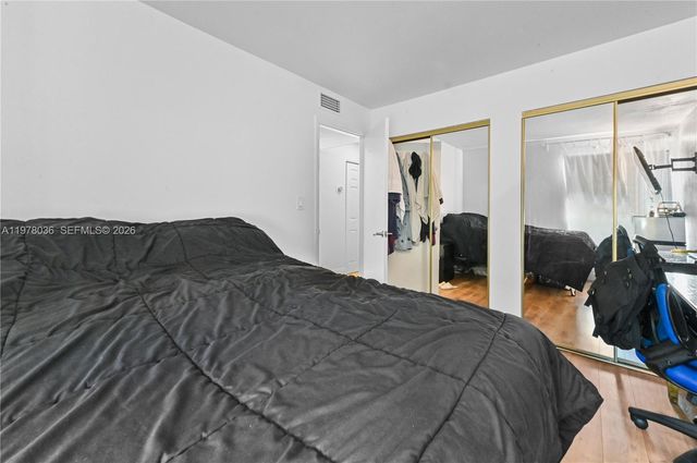 2662 NW 33rd St 2508, Oakland Park, FL 33309