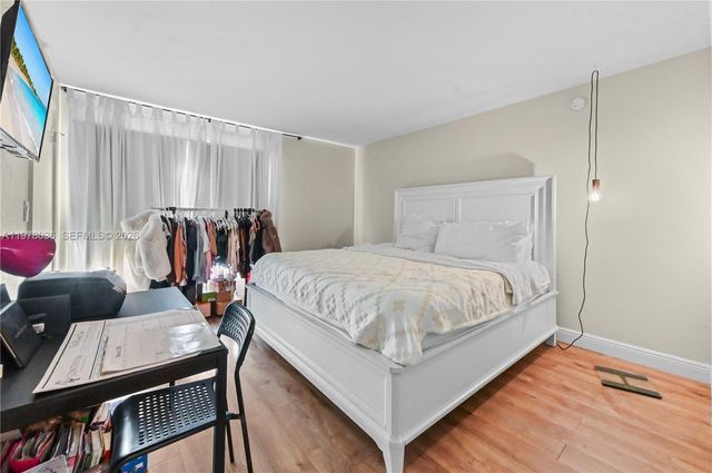 2662 NW 33rd St 2508, Oakland Park, FL 33309