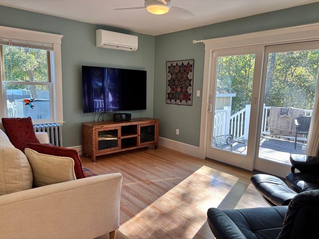 9 Hood Rd, Danvers, MA 01923