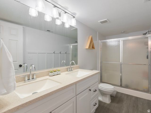 776 E GABLES ST, Midvale, UT 84047