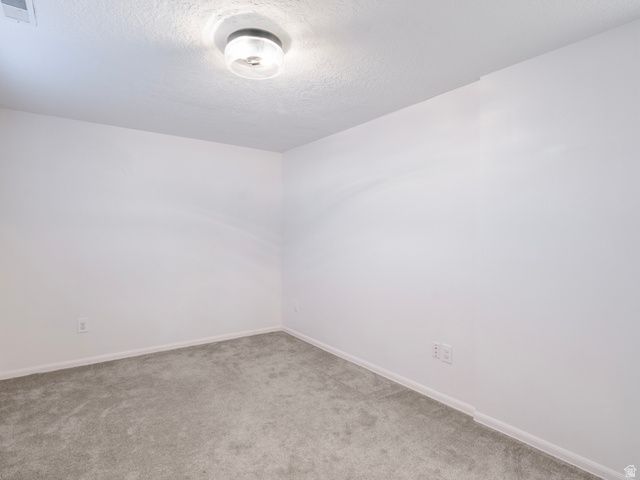 776 E GABLES ST, Midvale, UT 84047