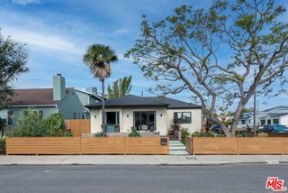 7803 Vicksburg Avenue, Los Angeles, CA 90045