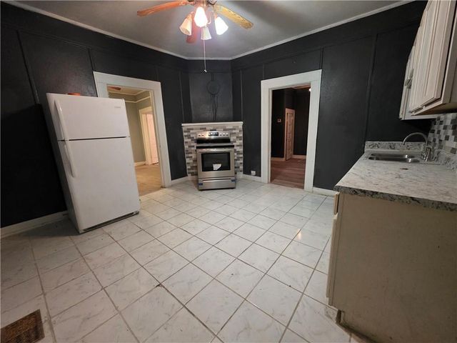 14 Southern Street, Chickasaw, AL 36611