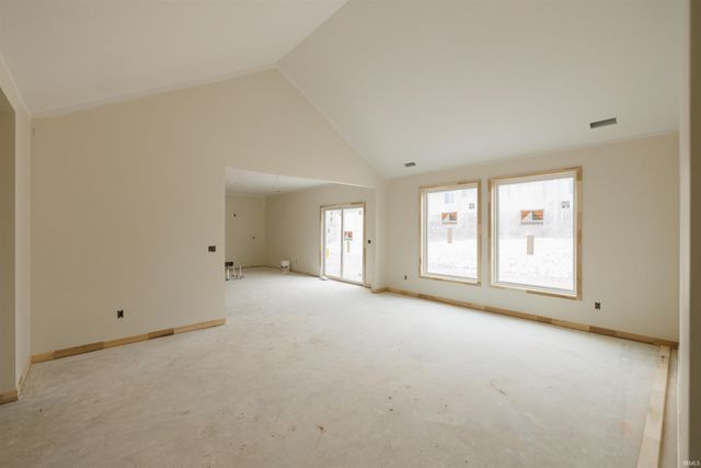 996 E Hawthorn Lane, Columbia City, IN 46725