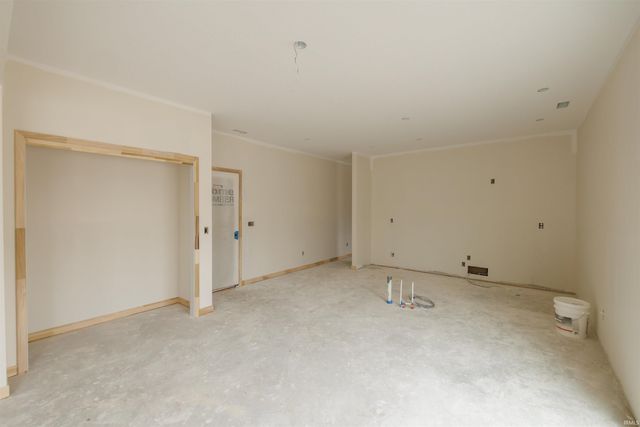 996 E Hawthorn Lane, Columbia City, IN 46725