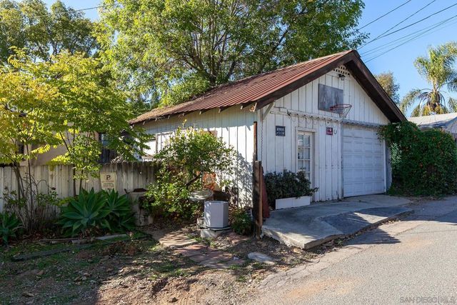 8260 62 PASADENA AVE, La Mesa, CA 91941