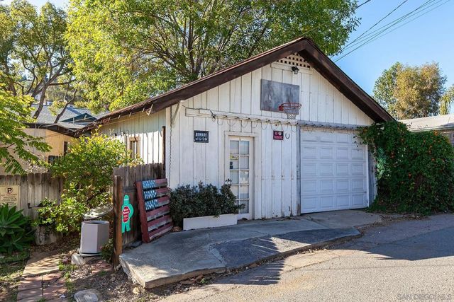 8260 62 PASADENA AVE, La Mesa, CA 91941