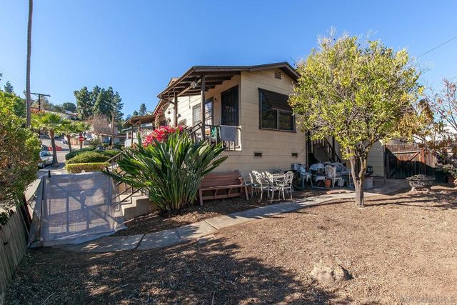 8260 62 PASADENA AVE, La Mesa, CA 91941