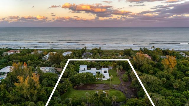12 N Beach Road, Jupiter Island, FL 33455