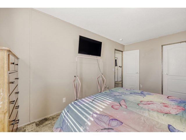 211 B St, Evans, CO 80620
