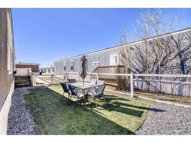 211 B St, Evans, CO 80620