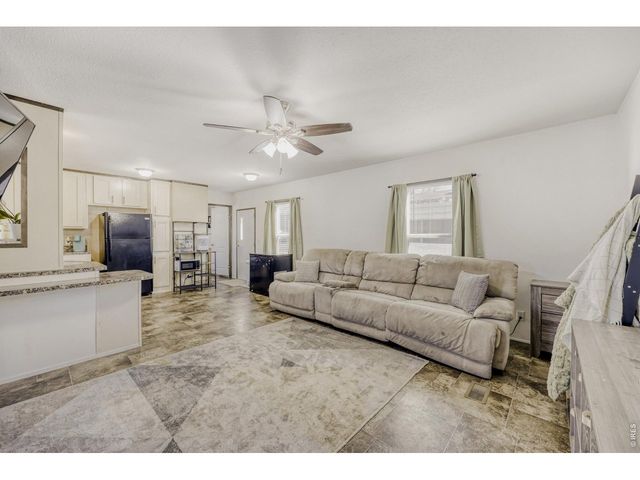 211 B St, Evans, CO 80620