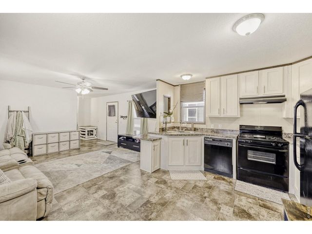 211 B St, Evans, CO 80620