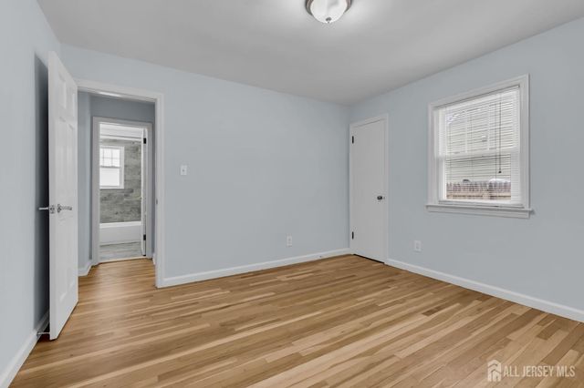 23 CLEVELAND Avenue, East Brunswick, NJ 08816