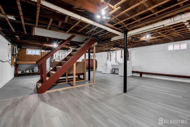 23 CLEVELAND Avenue, East Brunswick, NJ 08816