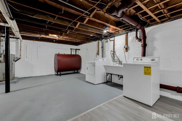 23 CLEVELAND Avenue, East Brunswick, NJ 08816