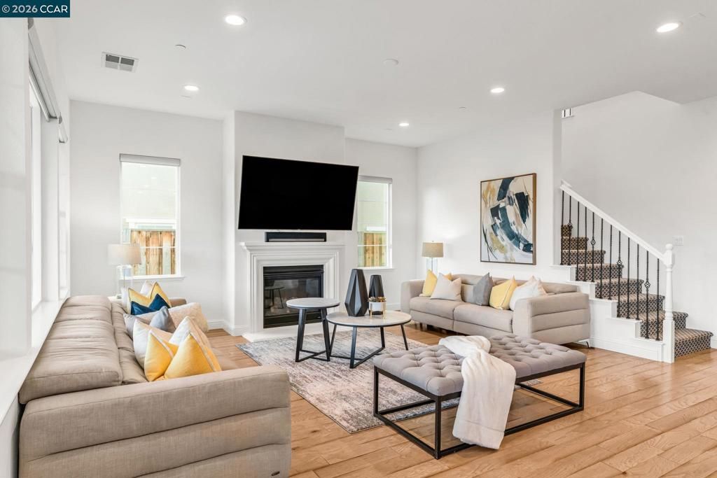 Image 13 of property listing at 6937 Atlas Peak Dr, Dublin, CA 94568