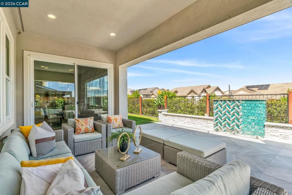 Image 7 of property listing at 6937 Atlas Peak Dr, Dublin, CA 94568