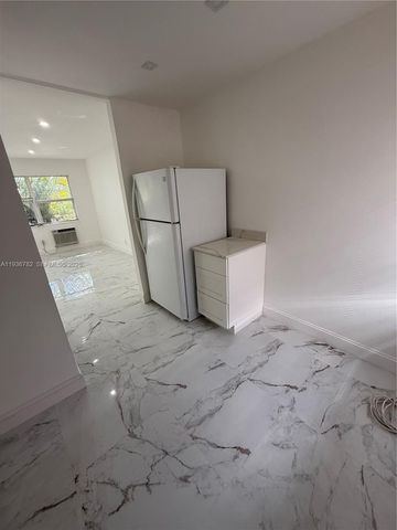 505 N 24th Ave 2, Hollywood, FL 33020