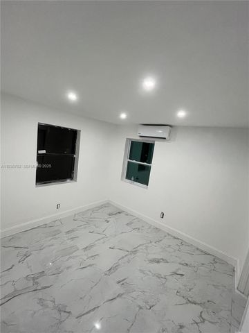 505 N 24th Ave 2, Hollywood, FL 33020