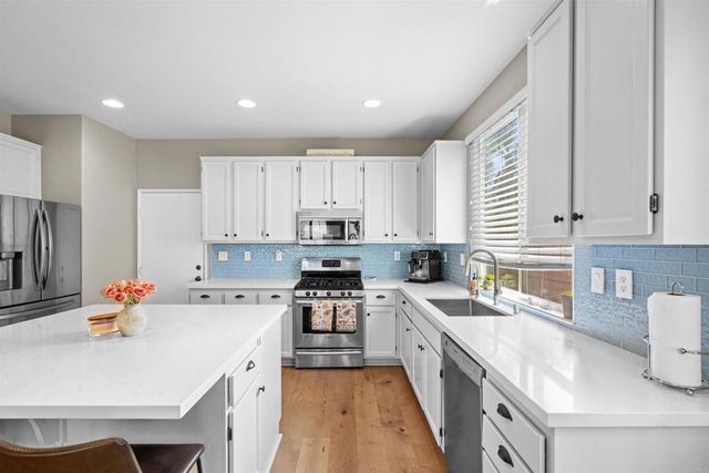 3259 Canyon View Drive, Oceanside, CA 92058
