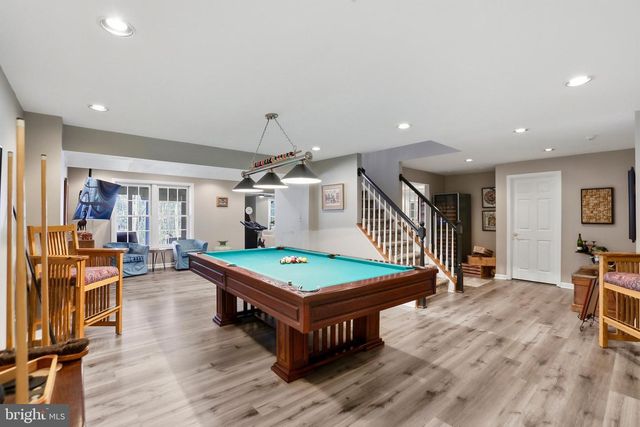 1235 TOTTENHAM CT, Reston, VA 20194