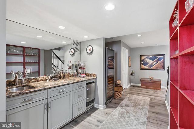 1235 TOTTENHAM CT, Reston, VA 20194