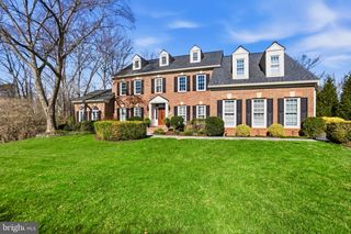 1235 TOTTENHAM CT, Reston, VA 20194
