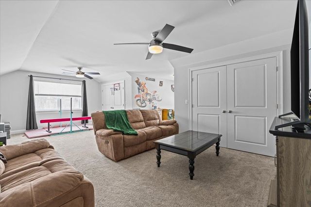 22 Sunset View Road, Fairfax, VT 05454