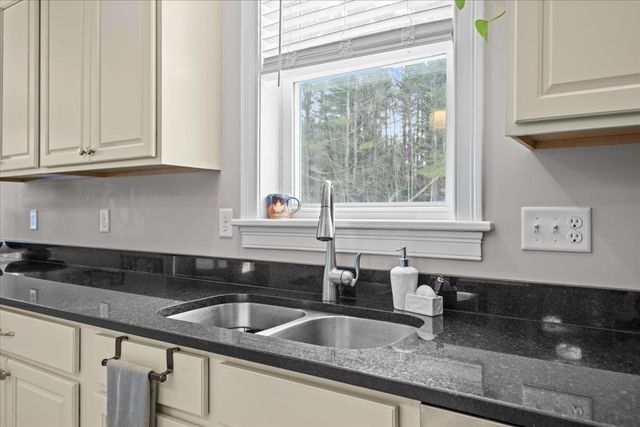 22 Sunset View Road, Fairfax, VT 05454