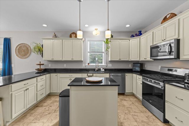 22 Sunset View Road, Fairfax, VT 05454