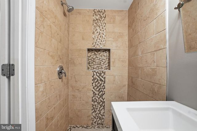 1118 CHICAGO ST SE, Washington, DC 20020