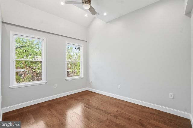 1118 CHICAGO ST SE, Washington, DC 20020