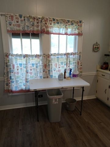 310 FAIRGROUND ST, Savannah, TN 38372