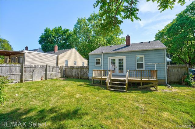 4305 Pengelly Road, Flint, MI 48507