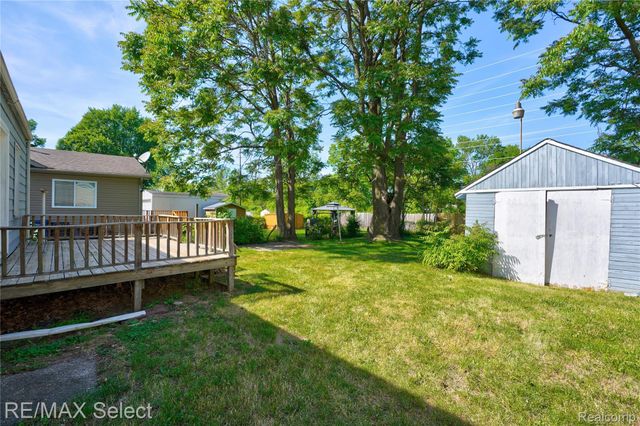 4305 Pengelly Road, Flint, MI 48507
