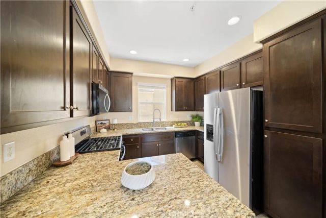 6168 Lincoln, Cypress, CA 90630