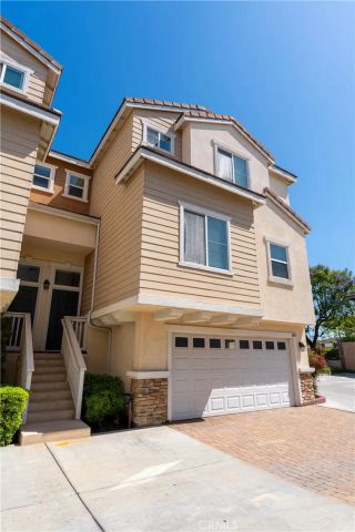 6168 Lincoln, Cypress, CA 90630