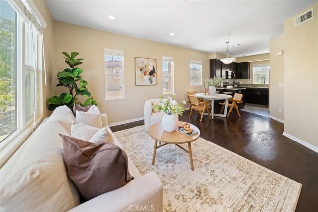 6168 Lincoln, Cypress, CA 90630