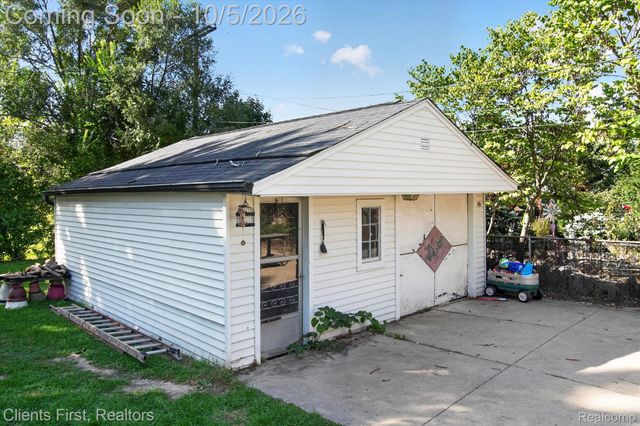 9012 Roosevelt Street, Taylor, MI 48180