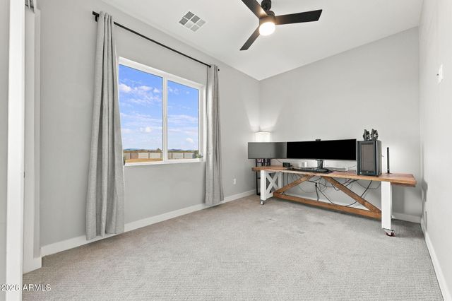 23008 W PEAKVIEW Road, Wittmann, AZ 85361