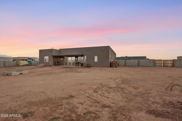 23008 W PEAKVIEW Road, Wittmann, AZ 85361