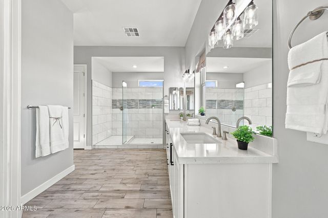 23008 W PEAKVIEW Road, Wittmann, AZ 85361